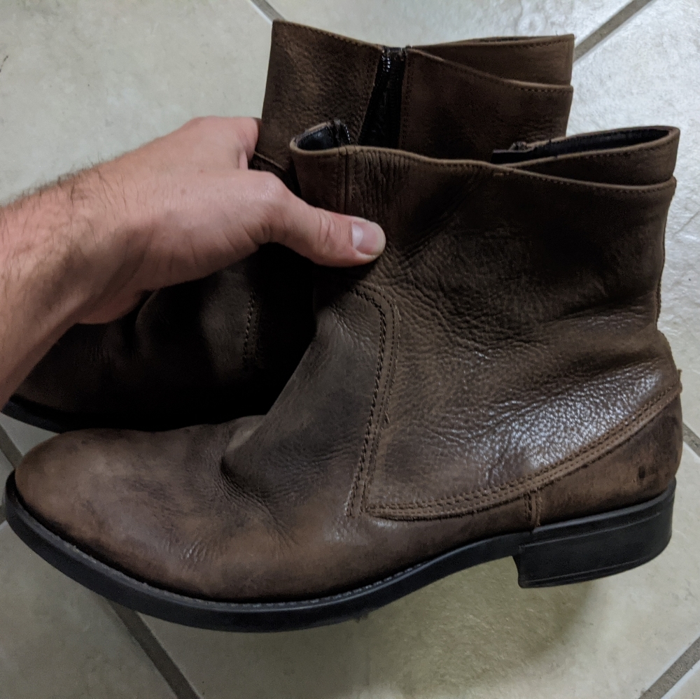Thompson leather boots